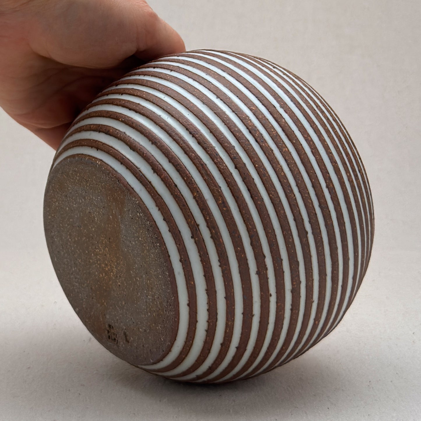 Medium White Stripe Round Vase