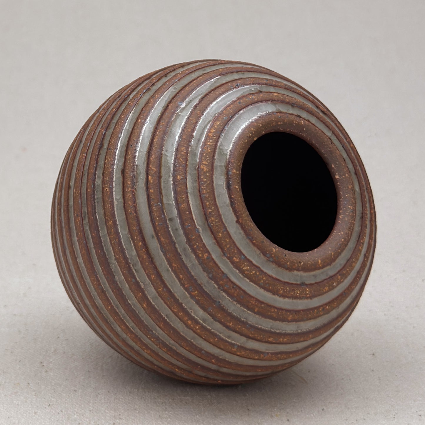 Small Shino Stripe Round Vase