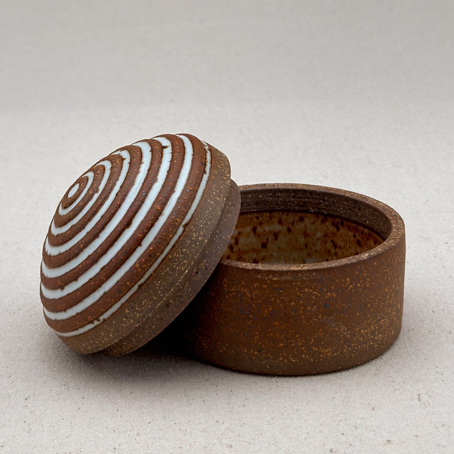 Small White Stripe Round Top Jar