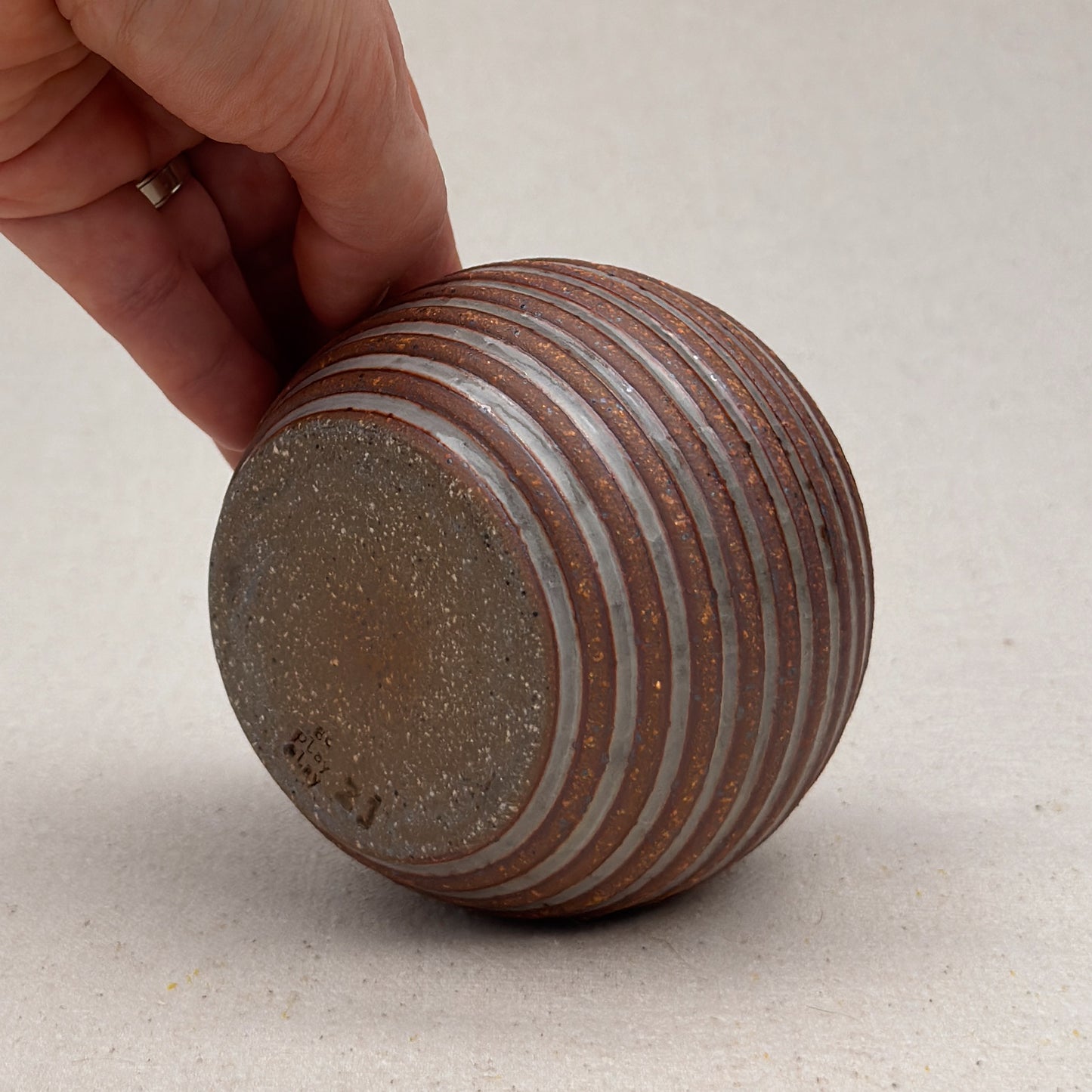 Small Shino Stripe Round Vase