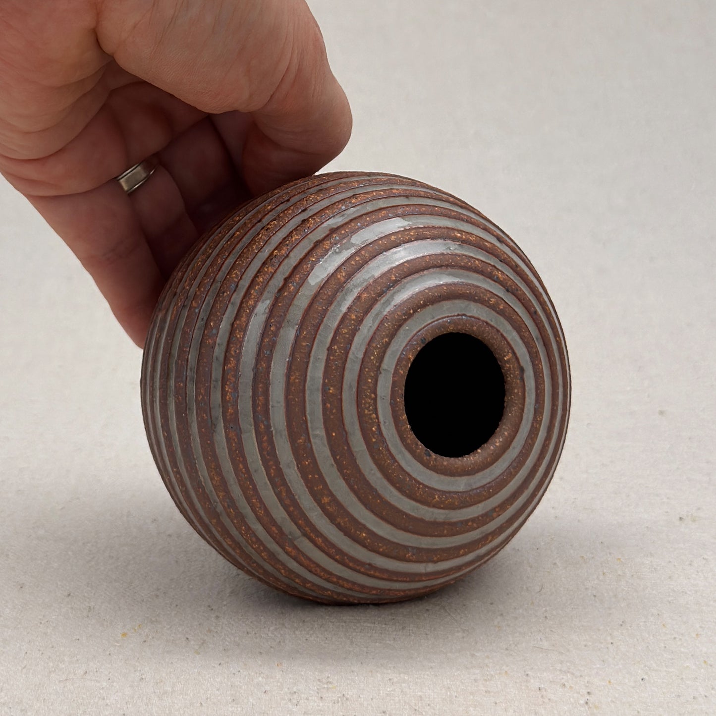 Small Shino Stripe Round Vase