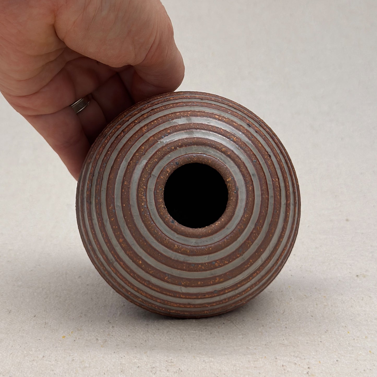 Small Shino Stripe Round Vase