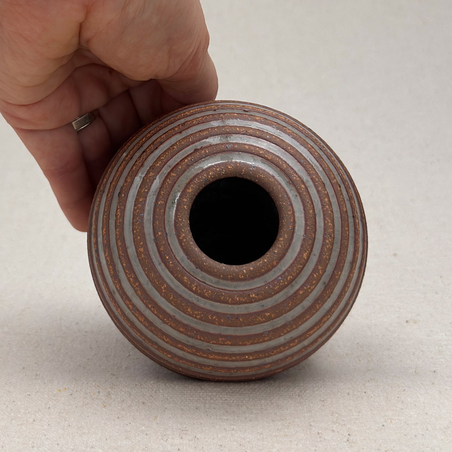 Small Shino Stripe Round Vase