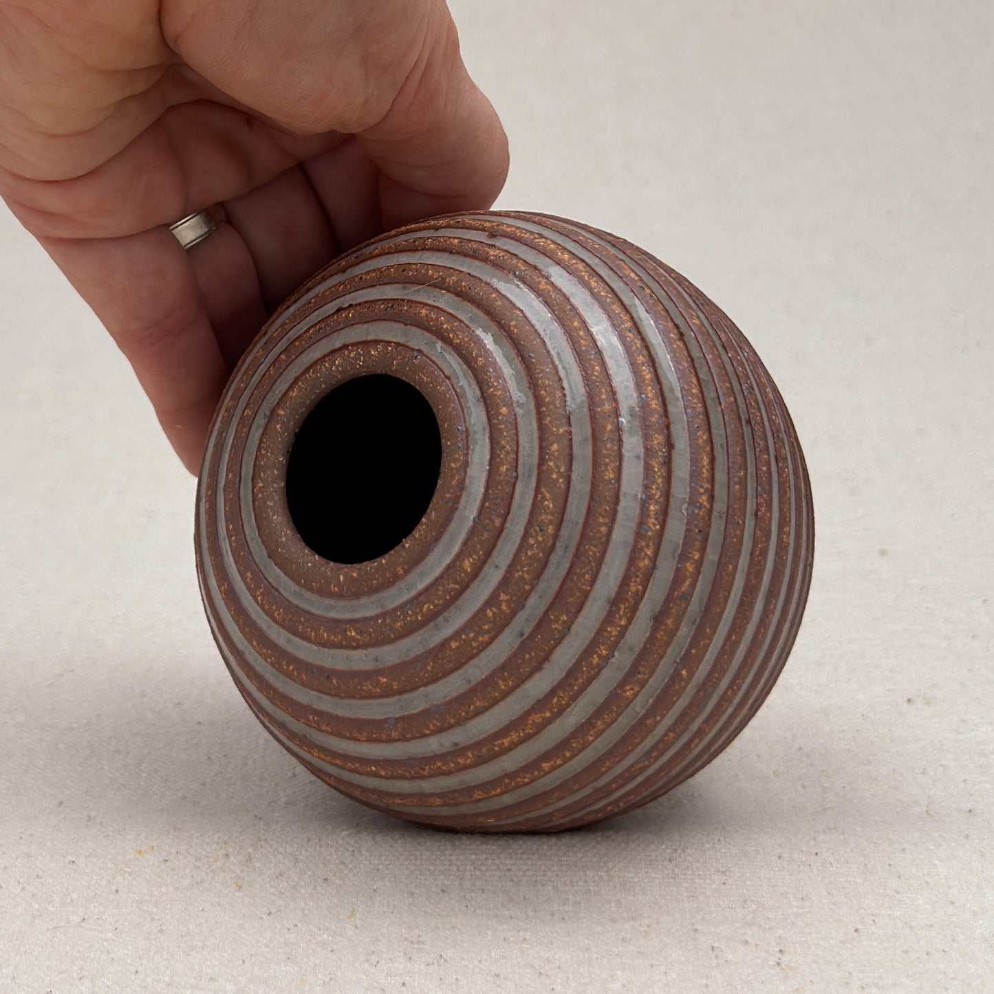Small Shino Stripe Round Vase