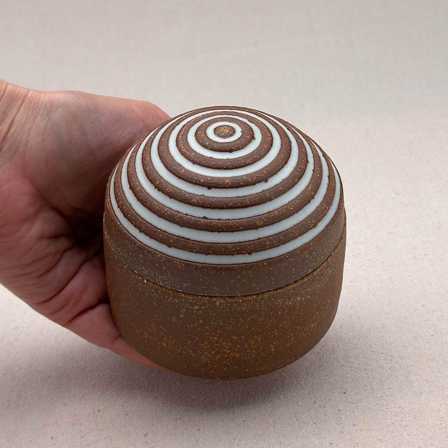 Small White Stripe Round Top Jar
