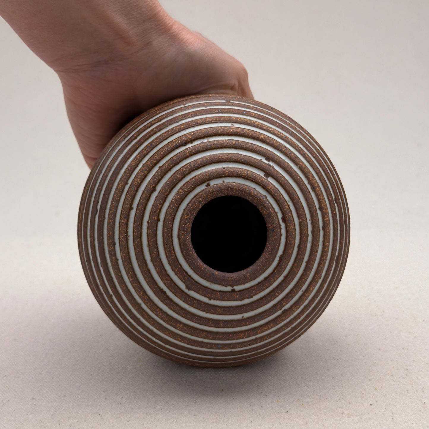 Small White Stripe Round Vase